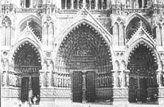 Франция. Нормандия. Собор в Амьене