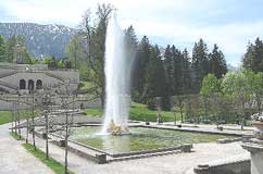 Германия. Линдерхоф. Фонтан в парке
